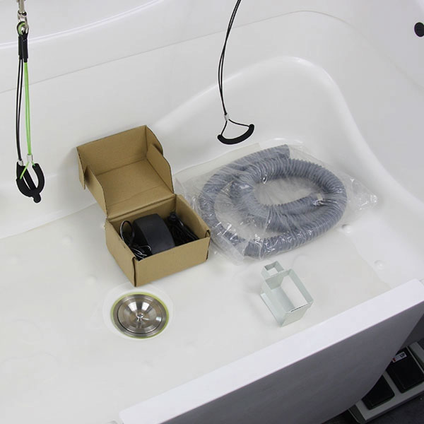 Streamlined Small Fiberglass Pet Bathtub